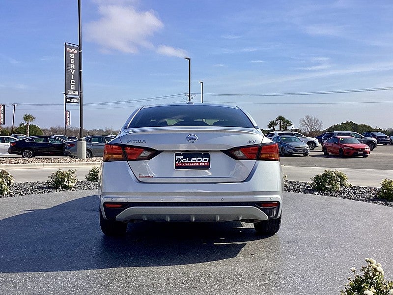 2021 Nissan Altima 2.5 SV