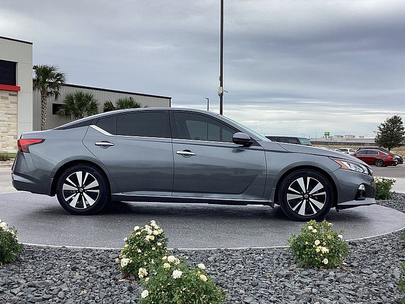 2021 Nissan Altima 2.5 SL