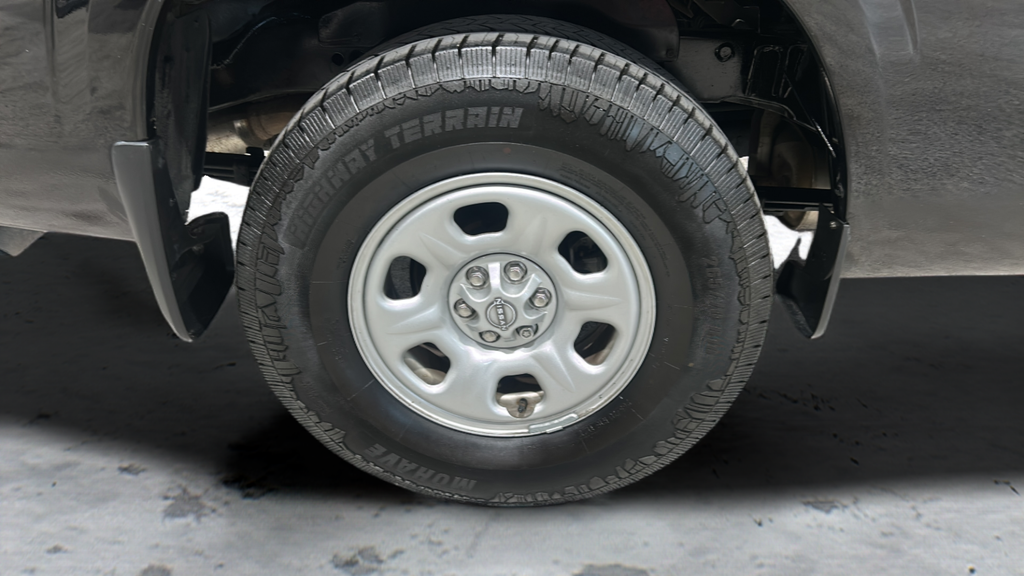 2023 Nissan Frontier S