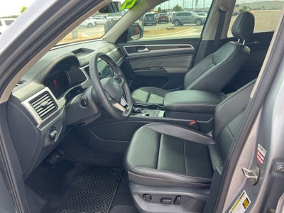 2022 Volkswagen Atlas 2.0T SE w/Technology