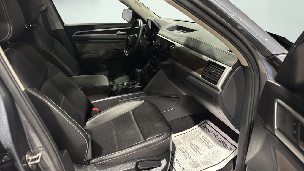 2023 Volkswagen Atlas 2.0T SE w/Technology