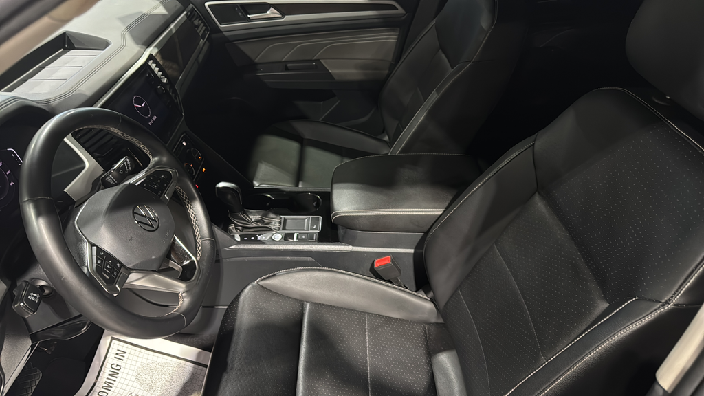 2023 Volkswagen Atlas 2.0T SE w/Technology