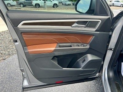 2022 Volkswagen Atlas 3.6L V6 SE w/Technology