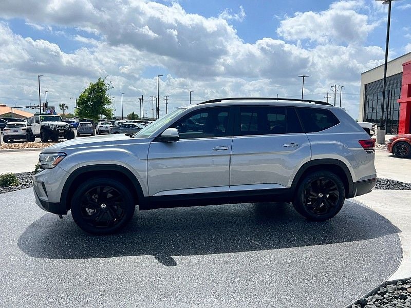 2022 Volkswagen Atlas 3.6L V6 SE w/Technology