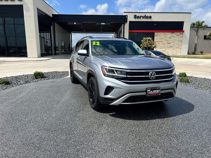 2022 Volkswagen Atlas 3.6L V6 SE w/Technology