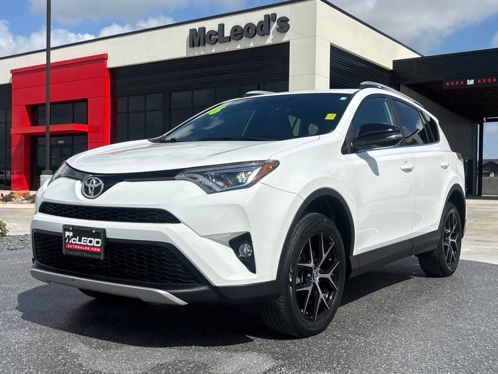 2016 Toyota RAV4 SE