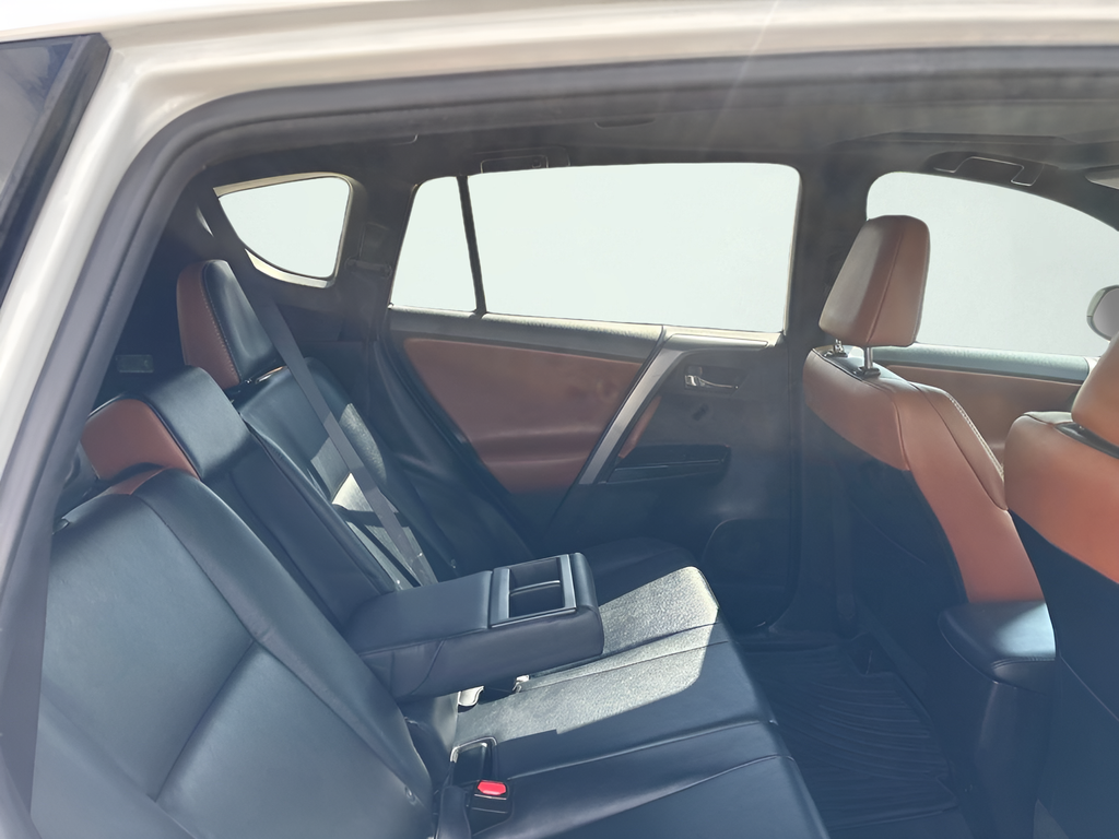 2016 Toyota RAV4 SE