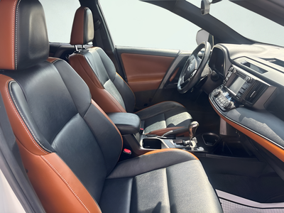 2016 Toyota RAV4 SE