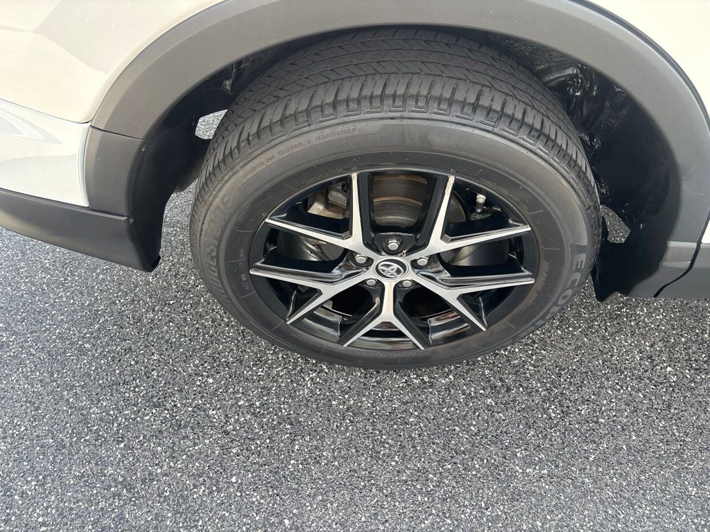 2016 Toyota RAV4 SE