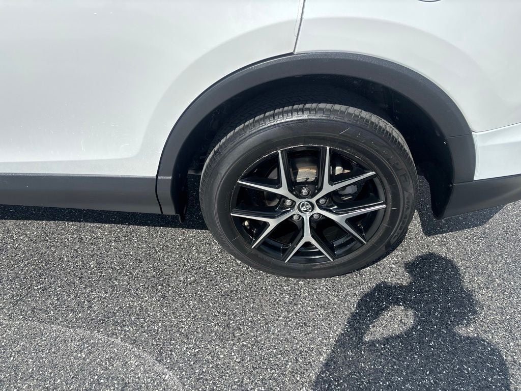 2016 Toyota RAV4 SE