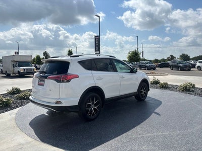 2016 Toyota RAV4 SE