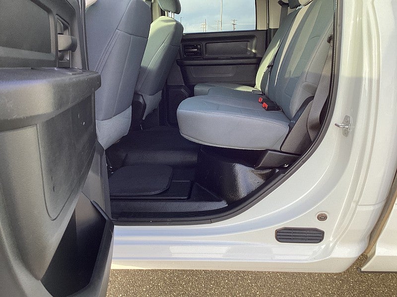 2020 RAM 1500 Classic 4WD Tradesman