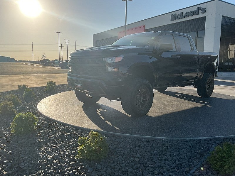 2023 Chevrolet Silverado 1500 4WD Custom Trail Boss