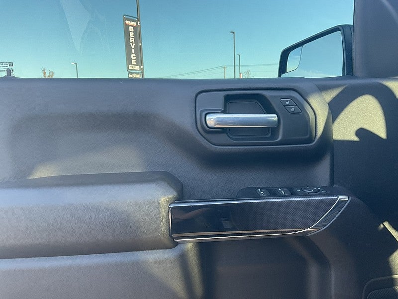 2023 Chevrolet Silverado 1500 4WD Custom Trail Boss