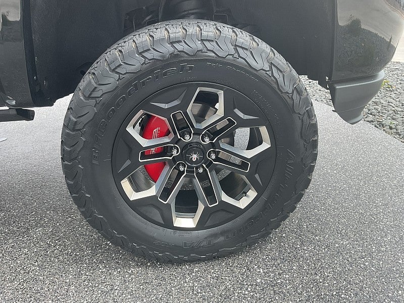 2018 Chevrolet Silverado 1500 4WD Black Widow LTZ