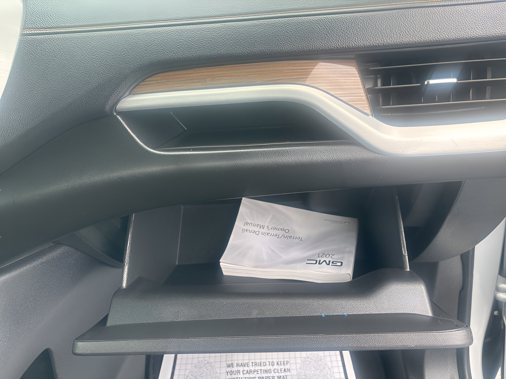 2021 GMC Terrain SLE
