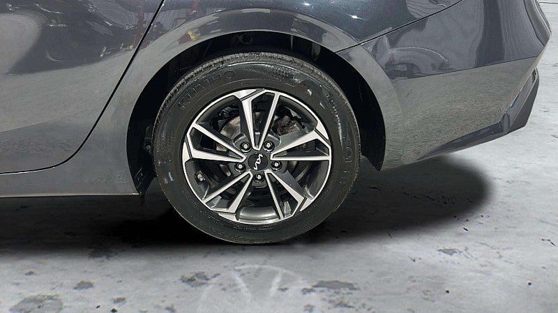 2023 Kia Forte LX