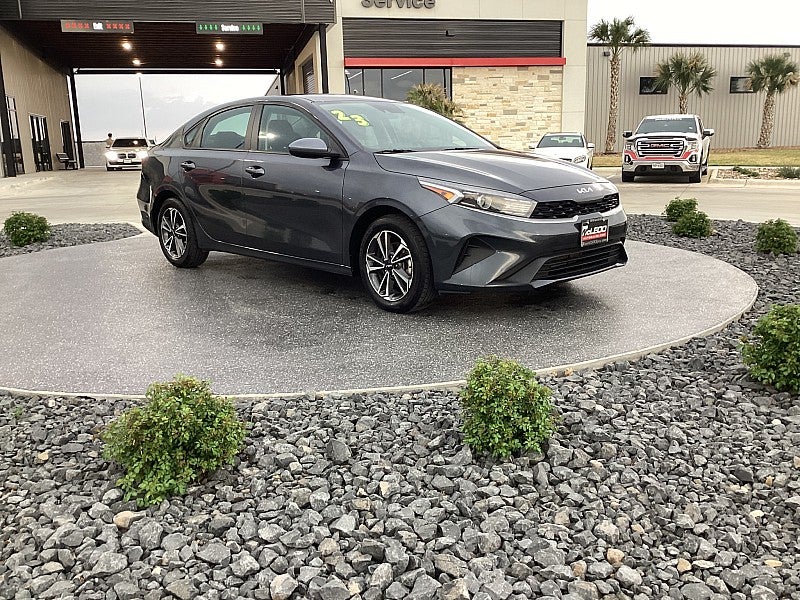 2023 Kia Forte LX