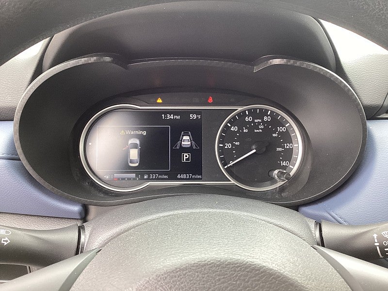 2023 Nissan Versa SV