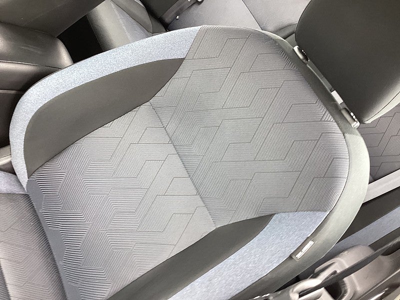 2023 Nissan Versa SV