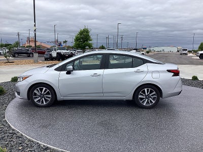 2023 Nissan Versa SV