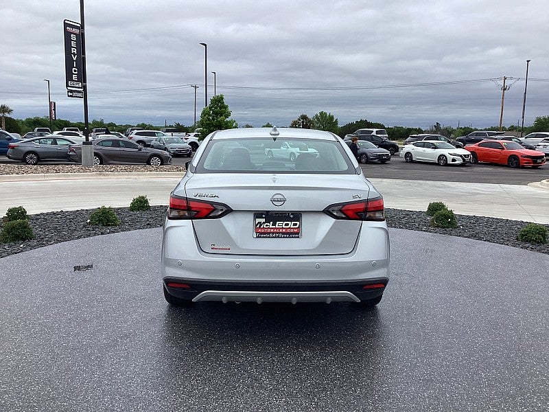 2023 Nissan Versa SV