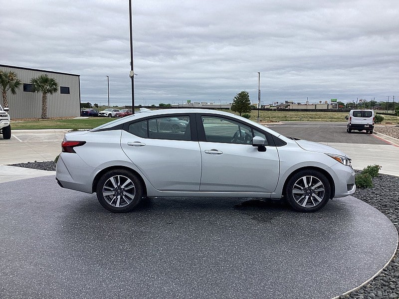 2023 Nissan Versa SV