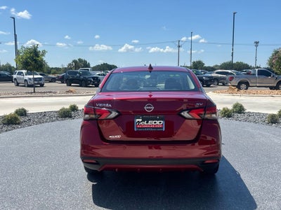 2024 Nissan Versa 1.6 SV