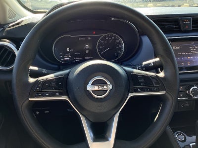 2023 Nissan Versa SV