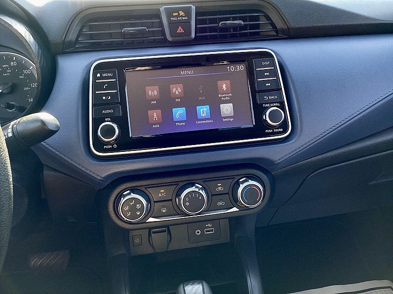 2023 Nissan Versa SV