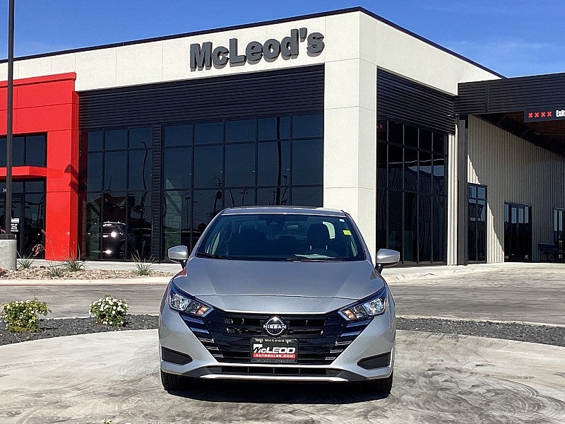 2023 Nissan Versa SV