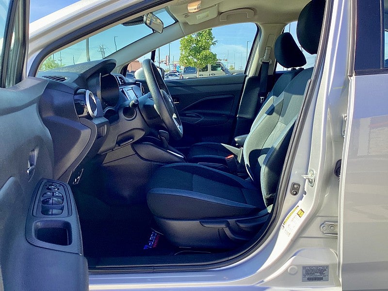 2023 Nissan Versa SV