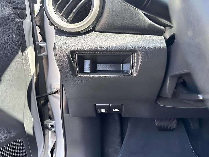 2024 Nissan Versa SR