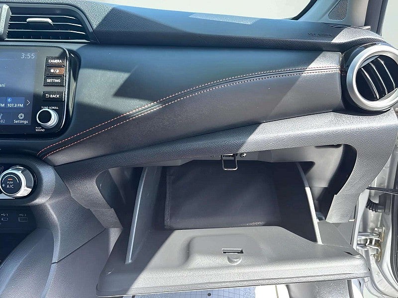2024 Nissan Versa SR