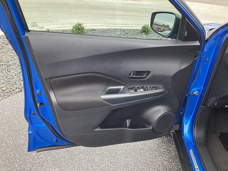2023 Nissan Kicks S