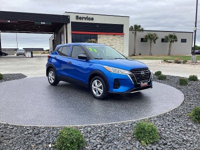 2023 Nissan Kicks S