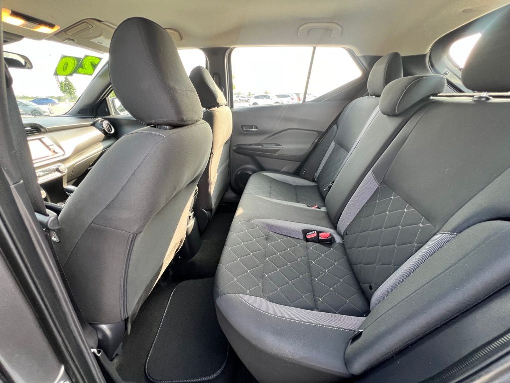 2020 Nissan Kicks SV