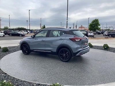 2023 Nissan Kicks SR