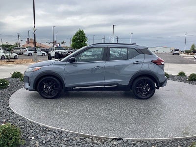 2023 Nissan Kicks SR