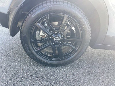 2022 Nissan Kicks SR