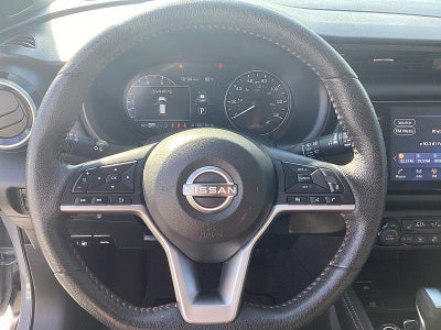 2022 Nissan Kicks SR