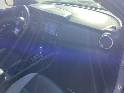 2022 Nissan Kicks SR