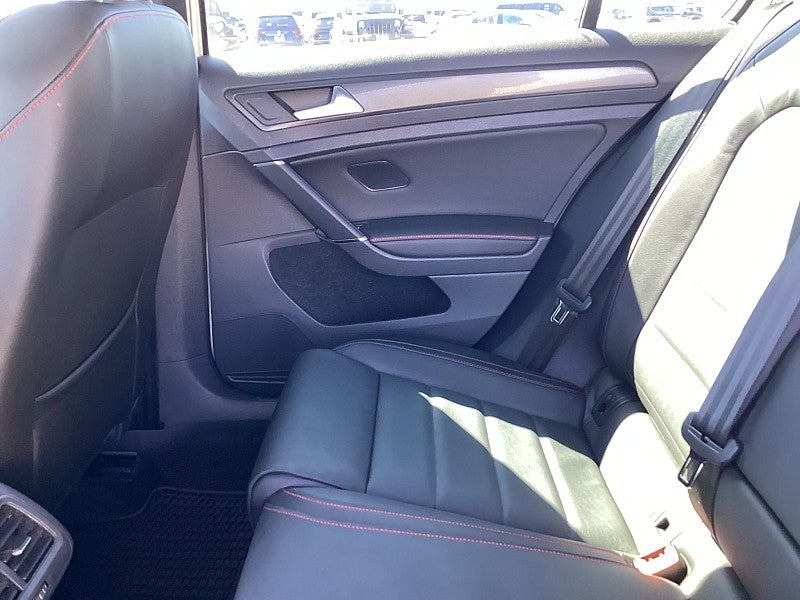 2018 Volkswagen Golf GTI SE