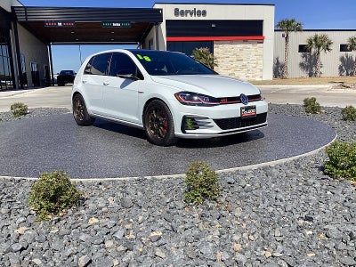 2018 Volkswagen Golf GTI SE