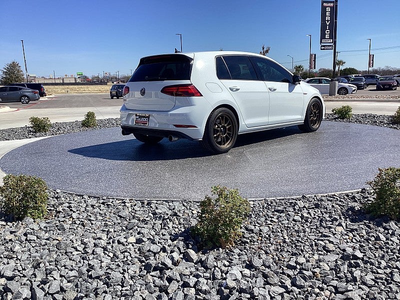 2018 Volkswagen Golf GTI SE
