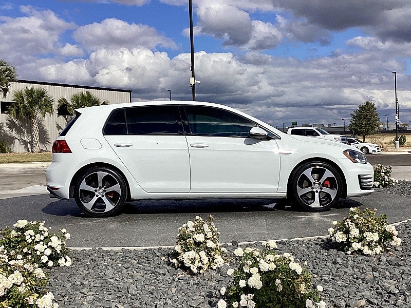 2017 Volkswagen Golf GTI S