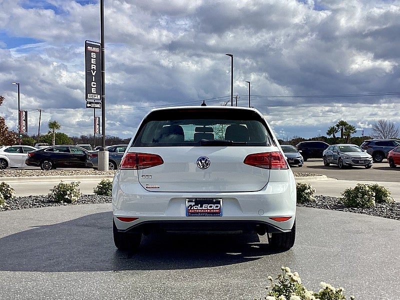 2017 Volkswagen Golf GTI S