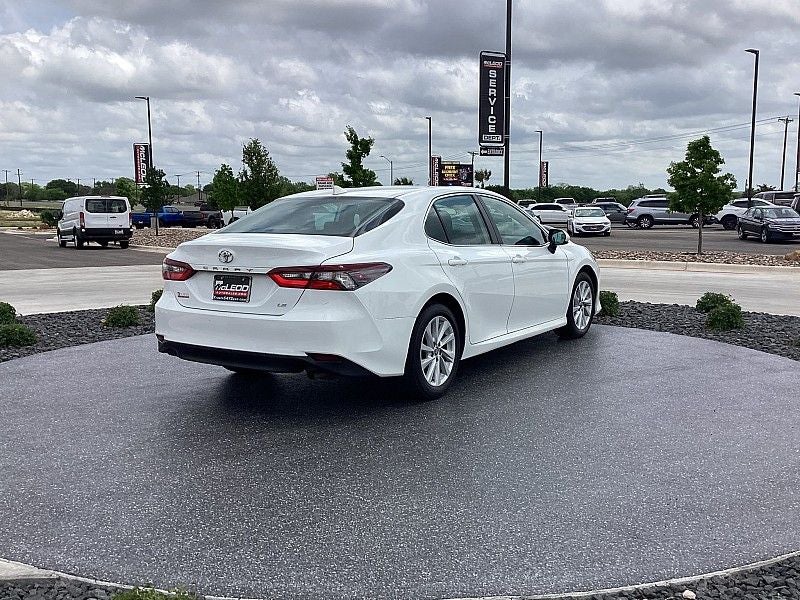 2022 Toyota Camry LE