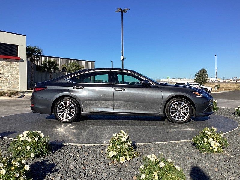 2022 Lexus ES ES 350