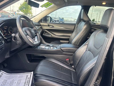2023 INFINITI QX60 LUXE
